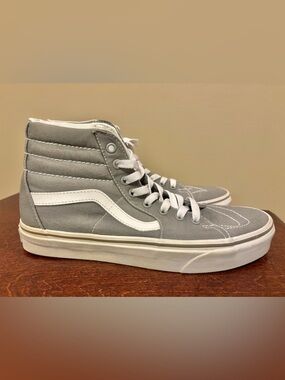 Vans size women 8.5/men 7